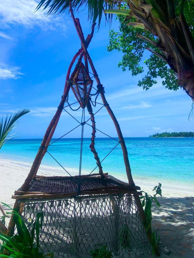 ホテル Thari Fushi Luxury Maldivian Experience Thinadhoo  エクステリア 写真