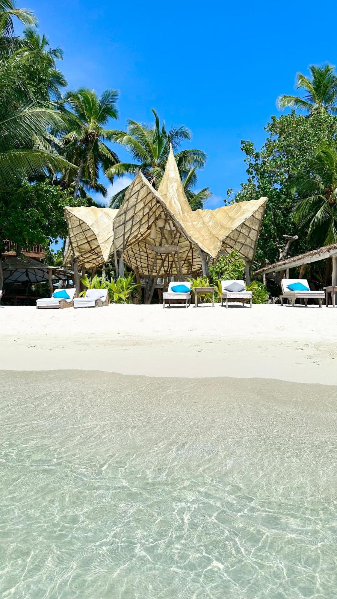 ホテル Thari Fushi Luxury Maldivian Experience Thinadhoo  エクステリア 写真